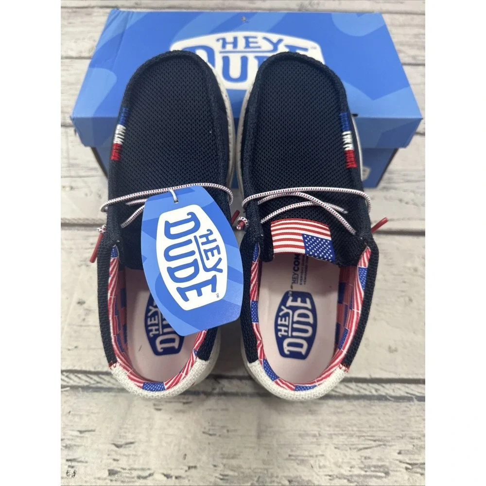 Hey Dude Wally USA Men's Navy/Multi  Slip-On Casual Shoes New! Size 6 NIB